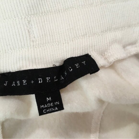 Jane&Delancey pants jogger Women's M Fleece Ivory Gingerbread Holiday Xmas New - Picture 5 of 6
